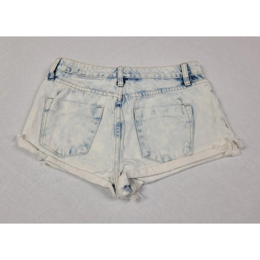 Mossimo High-Rise Short Short White Acid-Wash Denim Shorts Women's Size 6/28